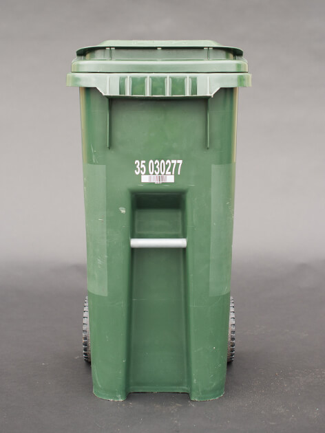 35 Gallon Large Plastic Rubbish Bins , Extra Large Garbage Can